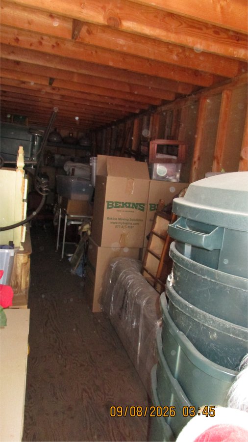 10 x 30 storage unit in San Diego, CA