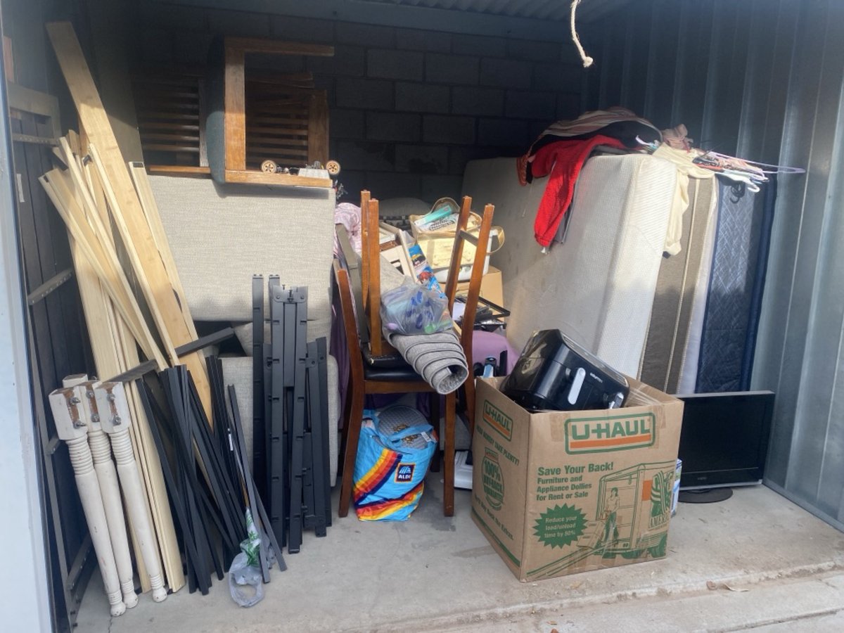 10 x 10 storage unit in Glendale, AZ