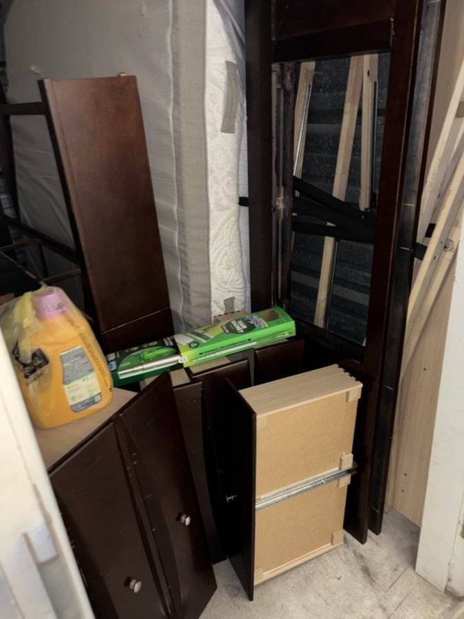 5 x 10 storage unit in St Louis, MO