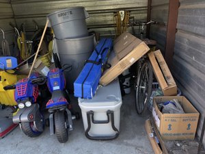 10 x 10 storage unit in St Louis, MO