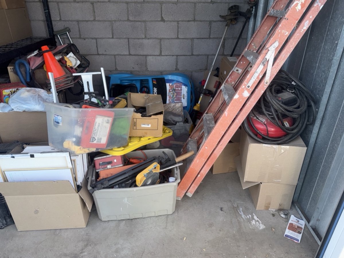 10 x 8 storage unit in Phoenix, AZ