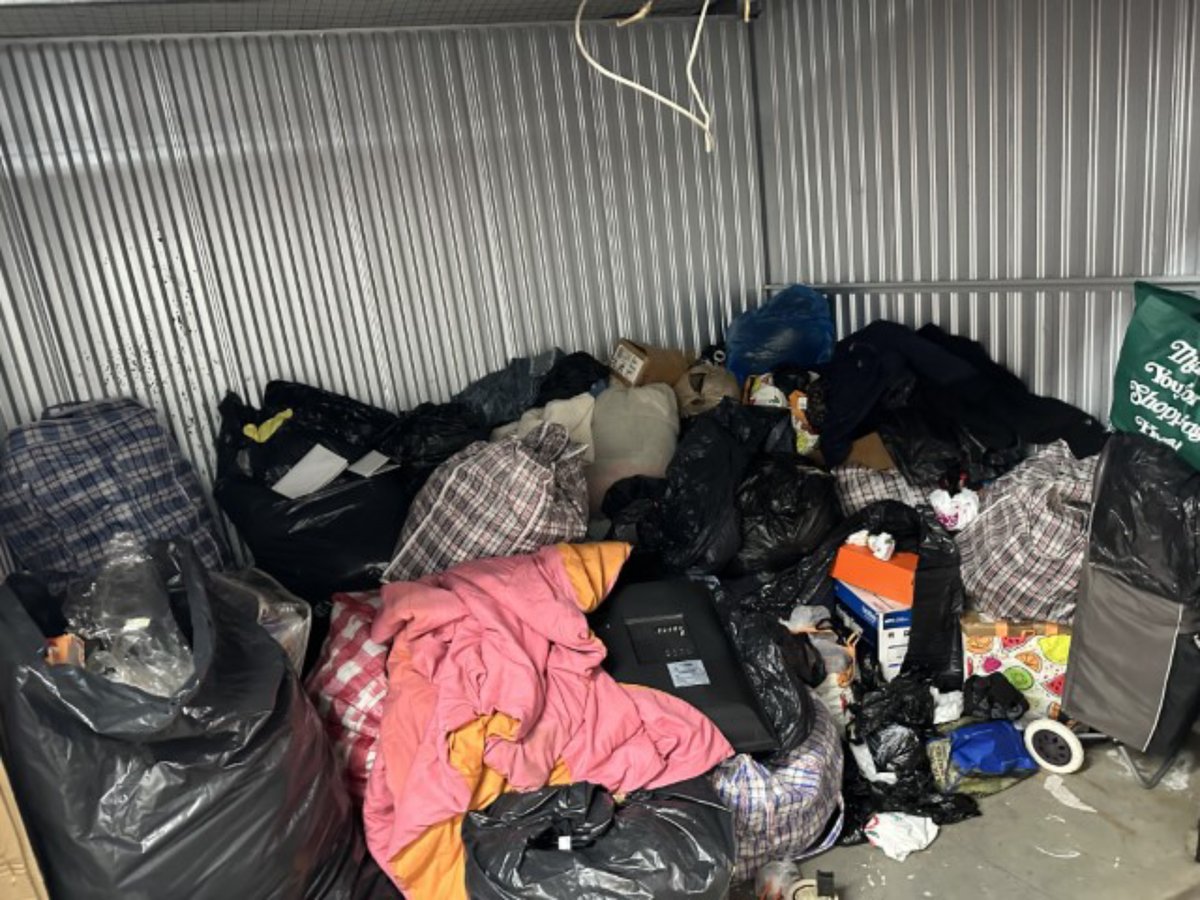 10 x 10 storage unit in Brooklyn, NY