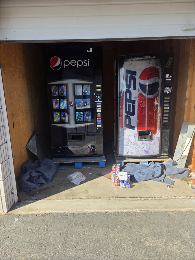 10 x 10 storage unit in Pasco, WA