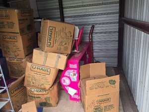 10 x 10 unit in San Antonio