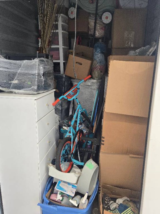 5 x 10 storage unit in San Antonio, TX