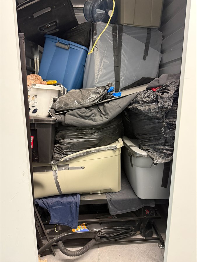 5 x 10 storage unit in North Las Vegas, NV