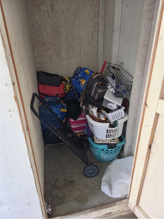 4 x 6 storage unit in Pasco, WA