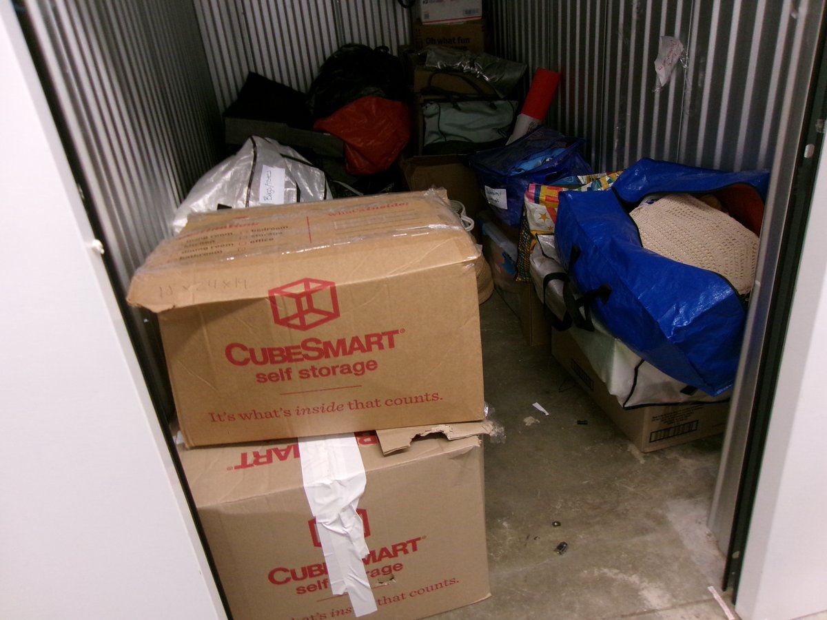 5 x 10 storage unit in Miami, FL