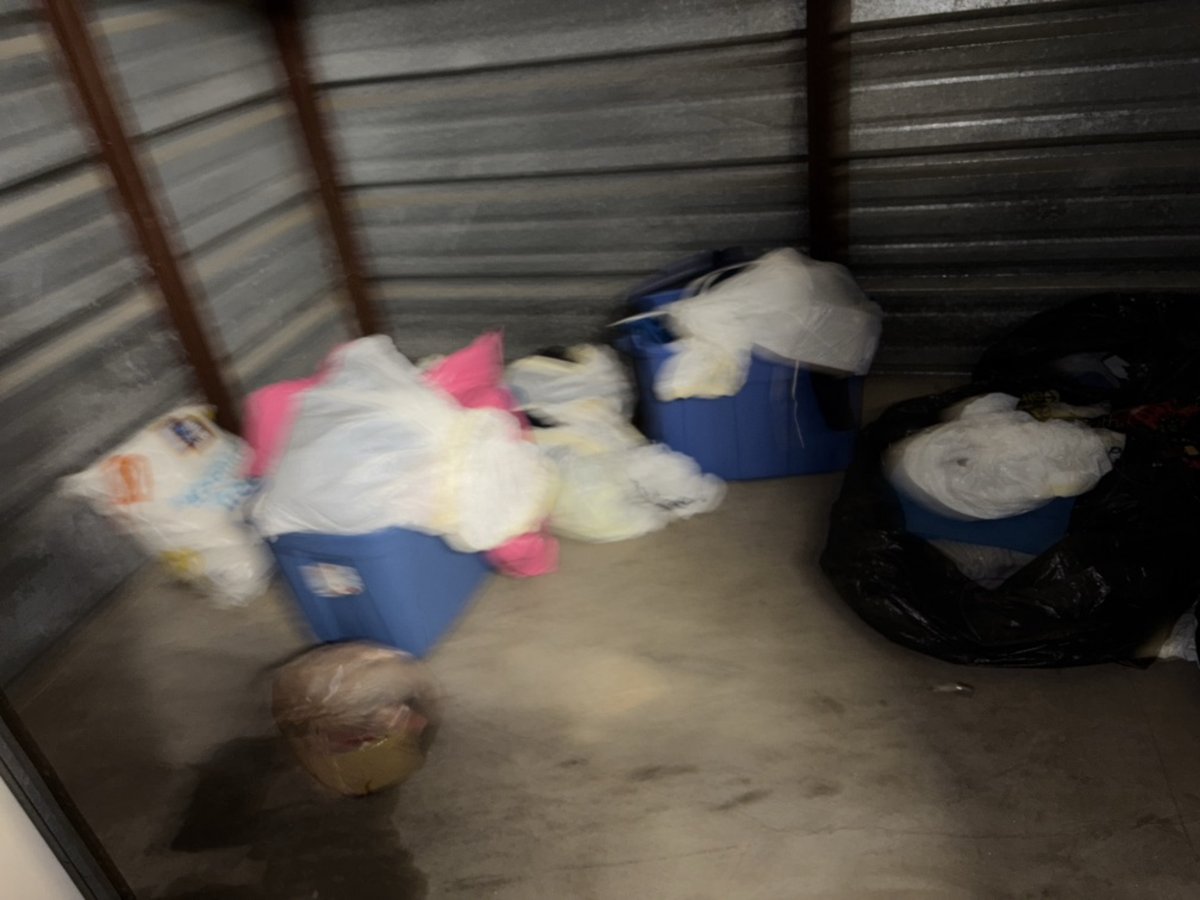 7 x 10 storage unit in St Louis, MO