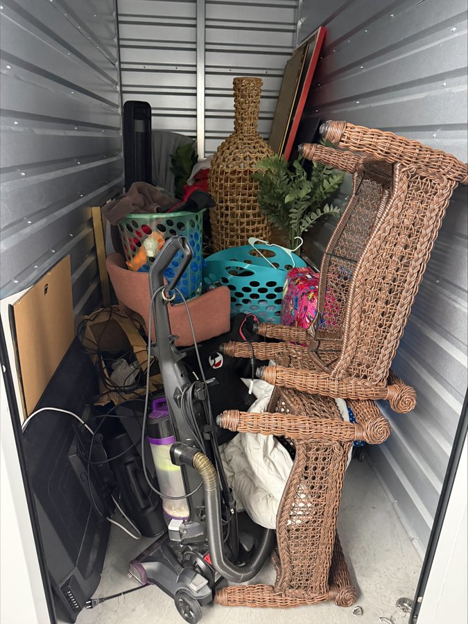 5 x 10 storage unit in Las Vegas, NV