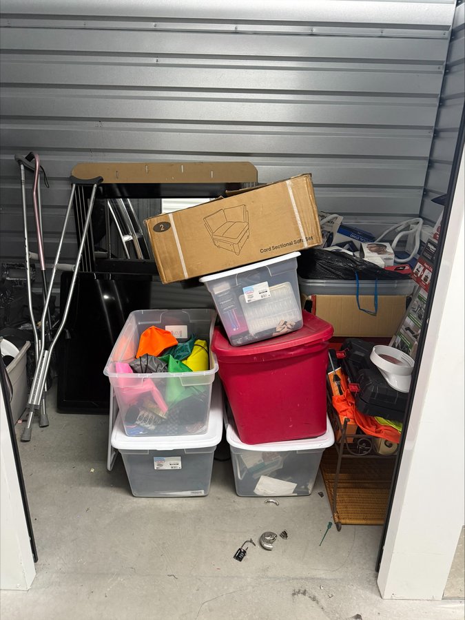 5 x 10 storage unit in Las Vegas, NV