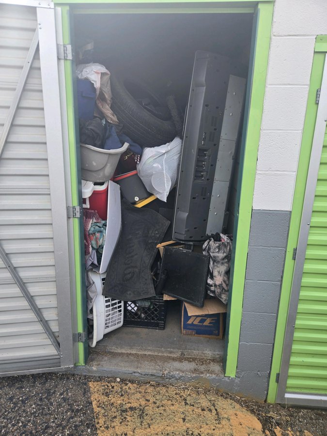 5 x 10 storage unit in Albuquerque, NM