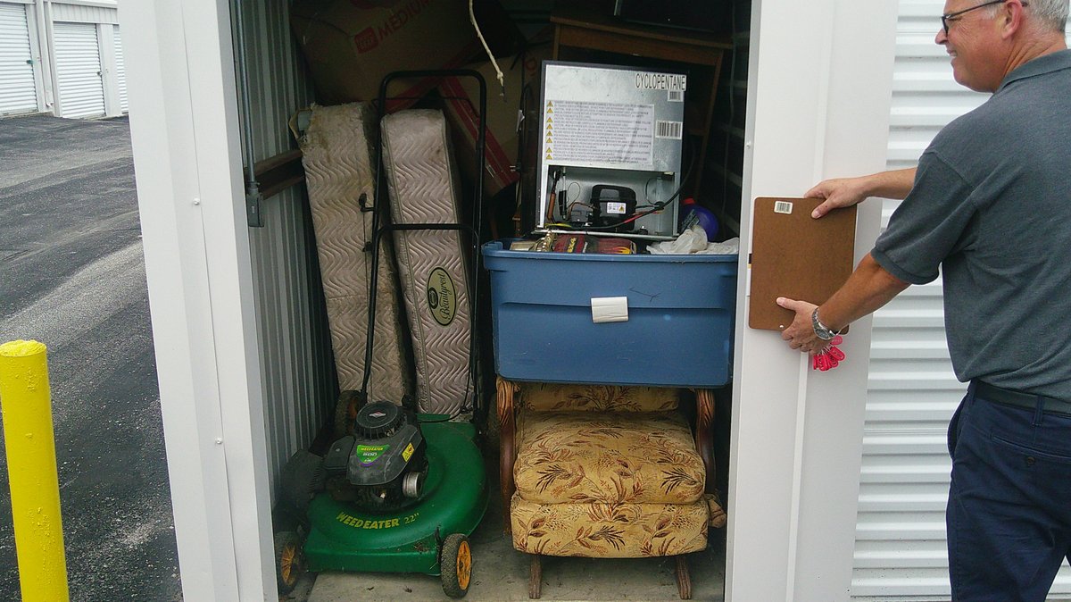 5 x 10 storage unit in Columbia, MO