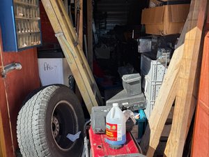 10 x 25 storage unit in Las Vegas, NV