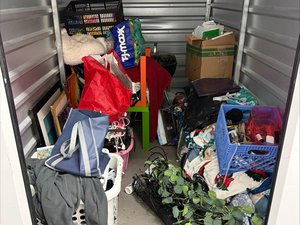 5 x 10 storage unit in Las Vegas, NV
