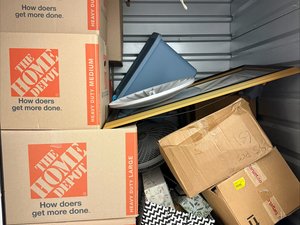 5 x 5 storage unit in Las Vegas, NV