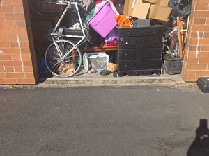 10 x 10 storage unit in Salem, OR