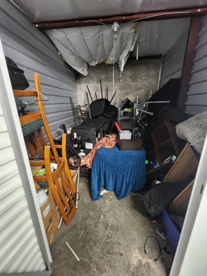 7 x 10 storage unit in Aurora, CO