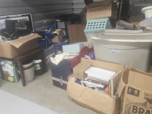 10 x 10 storage unit in Orlando, FL