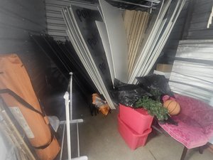 10 x 10 storage unit in Orlando, FL