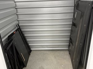 5 x 5 storage unit in Elma, WA