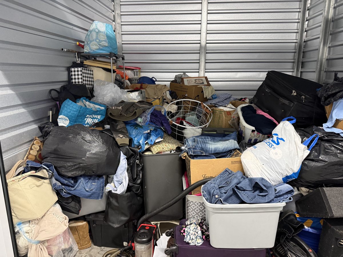 10 x 10 storage unit in Elma, WA