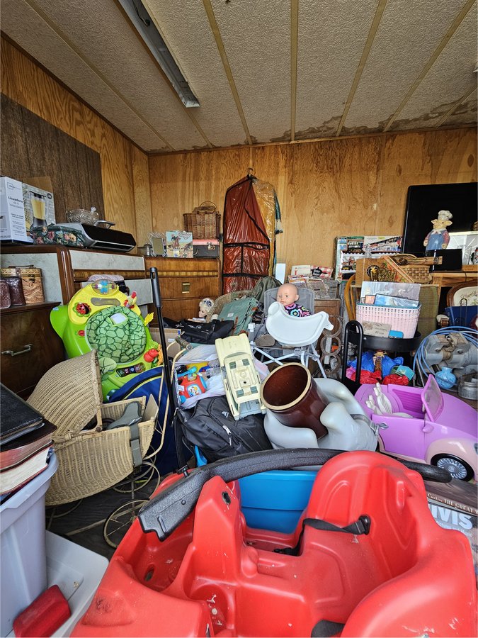8 x 14 storage unit in Grandview, WA