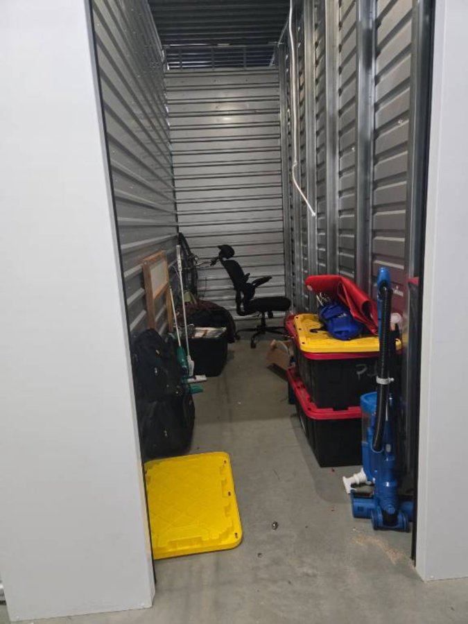 5 x 15 storage unit in Anaheim, CA