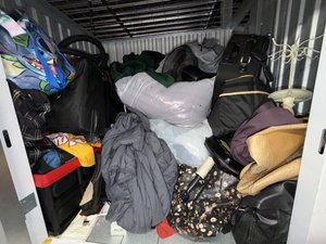 5 x 4 storage unit in Canoga Park, CA
