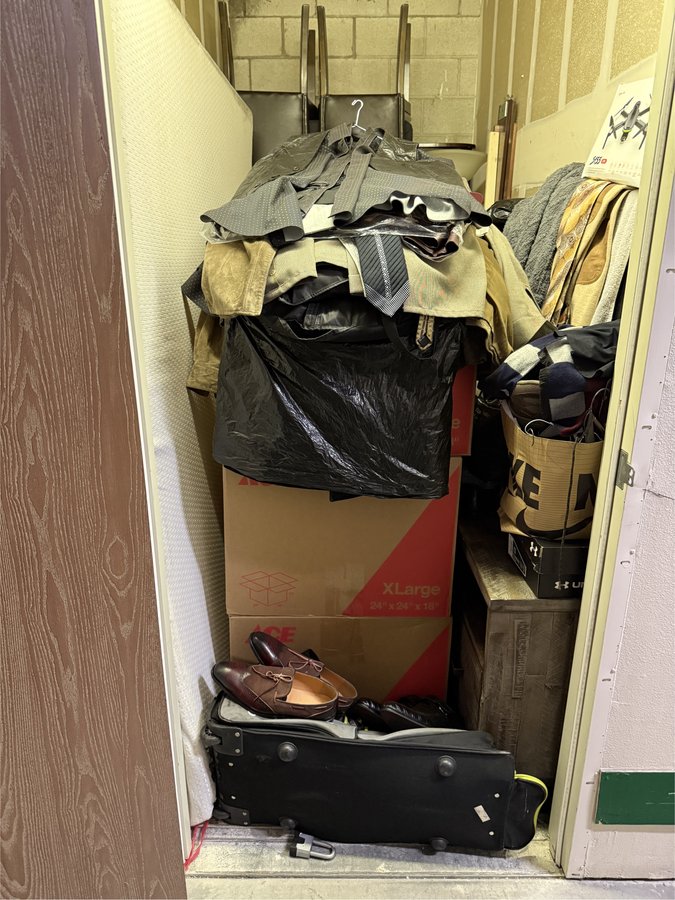 5 x 10 storage unit in Thousand Oaks, CA