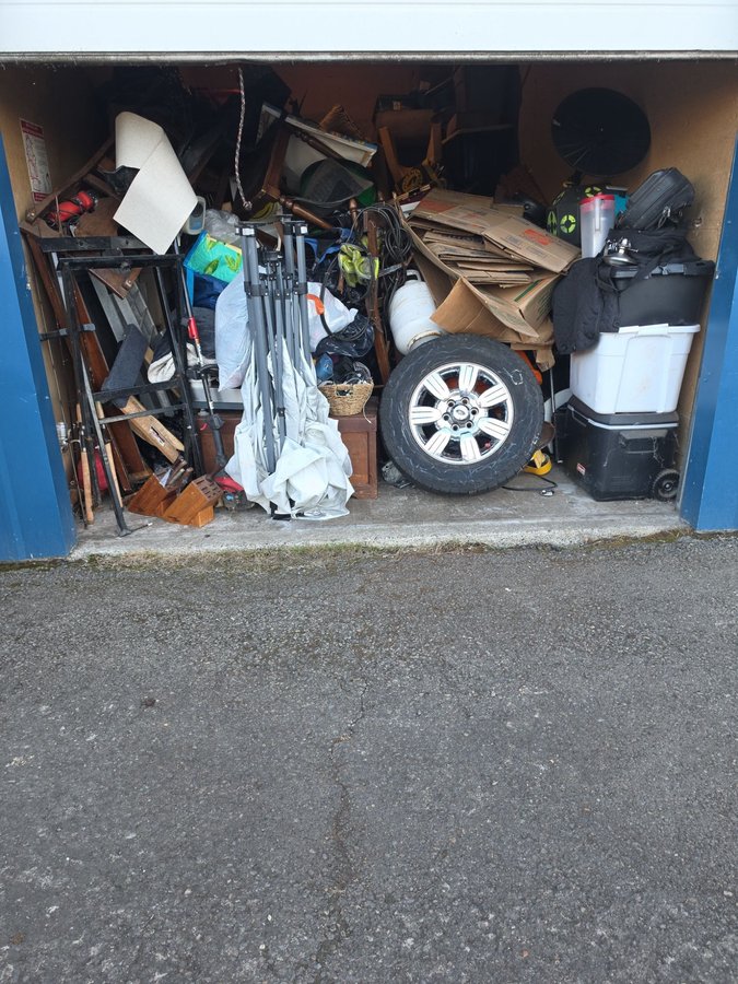 10 x 20 storage unit in Salem, OR