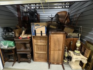 10 x 10 storage unit in Hewlett, NY