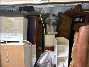 7 x 10 storage unit in West Hempstead, NY