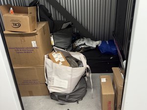 5 x 5 storage unit in Valley Stream, NY