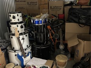10 x 10 storage unit in Plainview, NY
