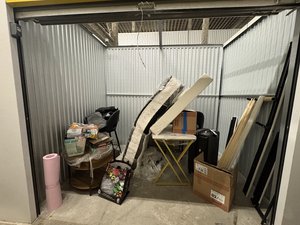 8 x 10 storage unit in Richmond Hill, NY