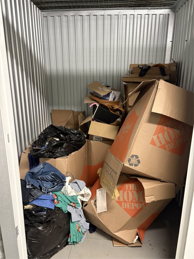 5 x 5 storage unit in Richmond Hill, NY
