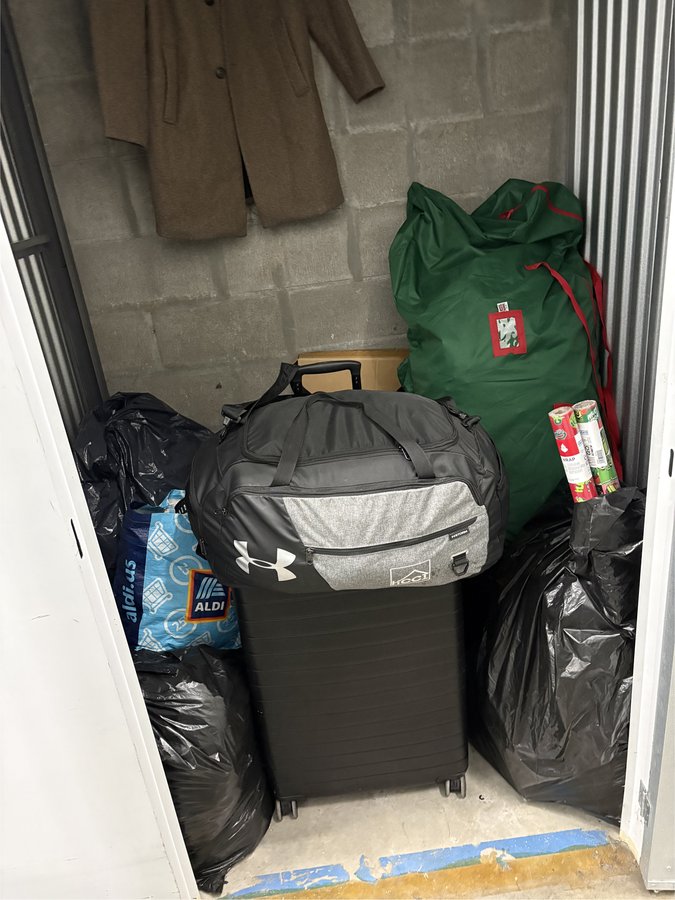 5 x 5 storage unit in Hollis, NY