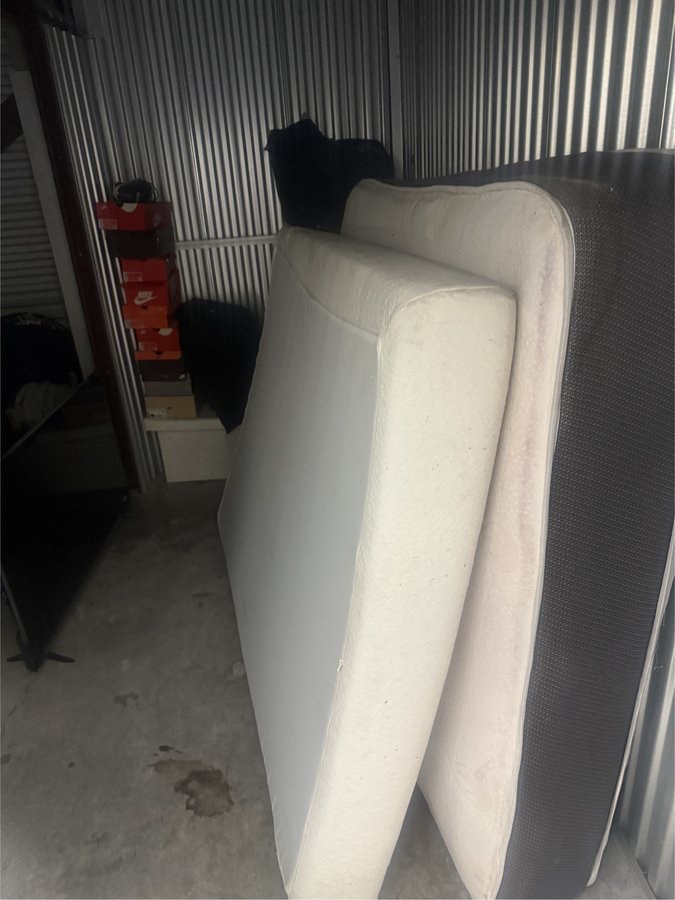 7 x 10 storage unit in Jamaica, NY