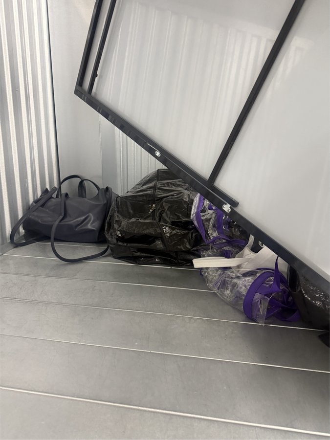 5 x 5 storage unit in Jamaica, NY