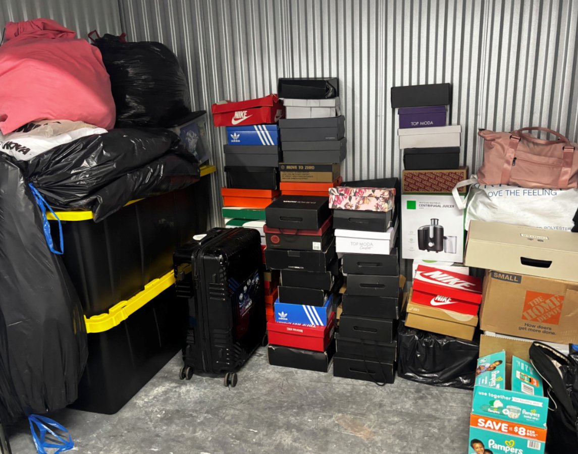 10 x 5 storage unit in Queens, NY