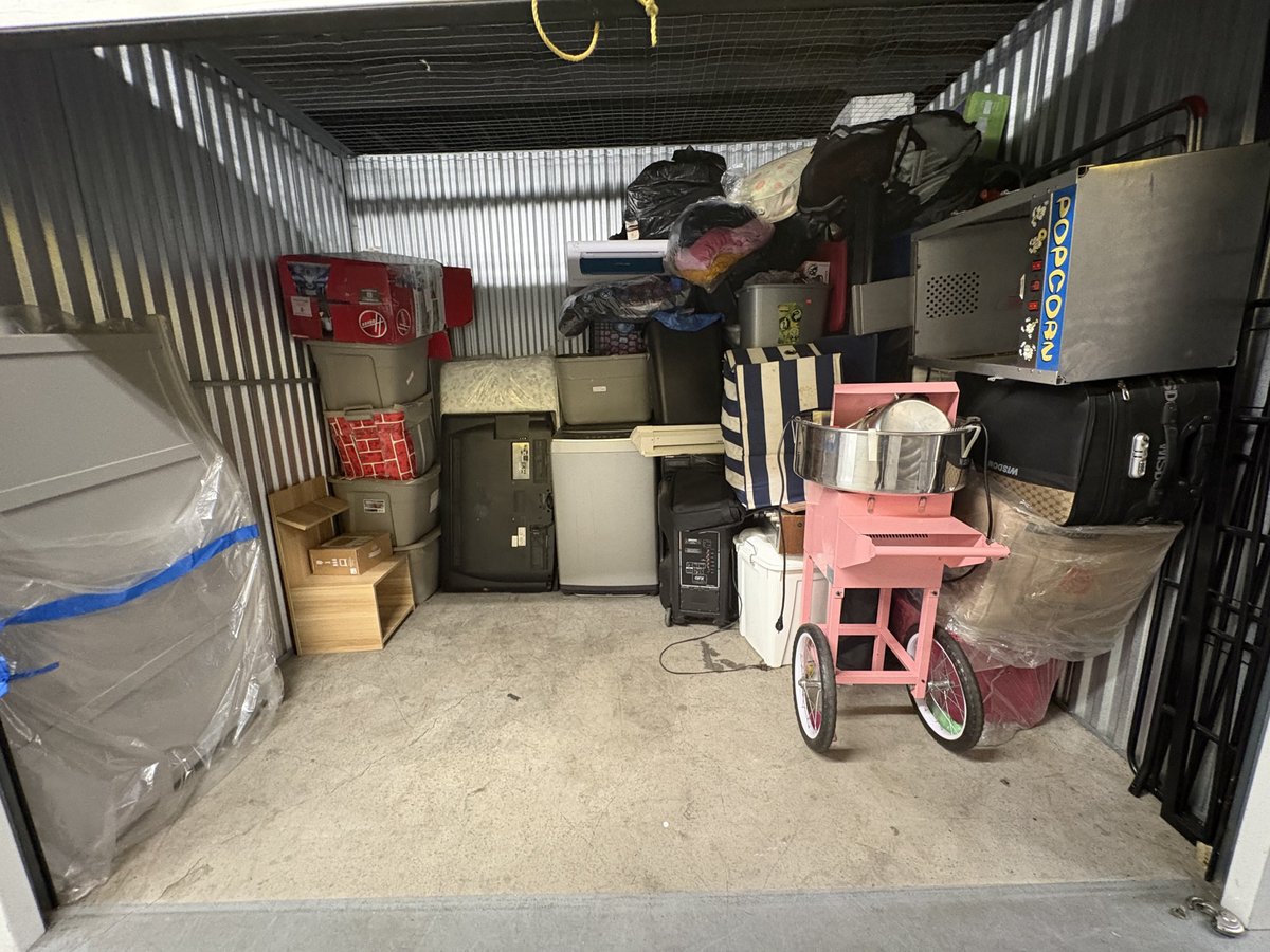 7 x 10 storage unit in Brooklyn, NY