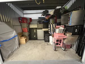 7 x 10 storage unit in Brooklyn, NY