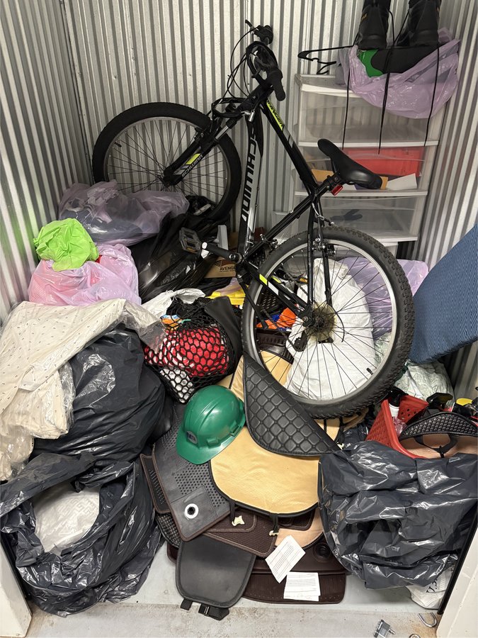 5 x 5 storage unit in Brooklyn, NY