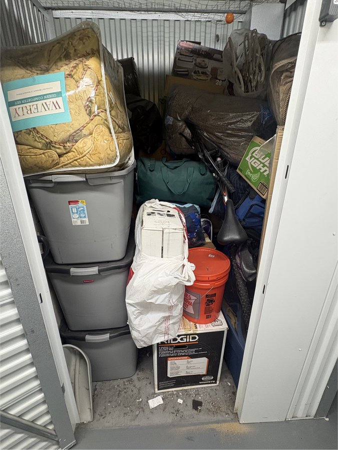 5 x 5 storage unit in Brooklyn, NY