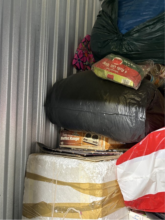 8 x 10 storage unit in Brooklyn, NY