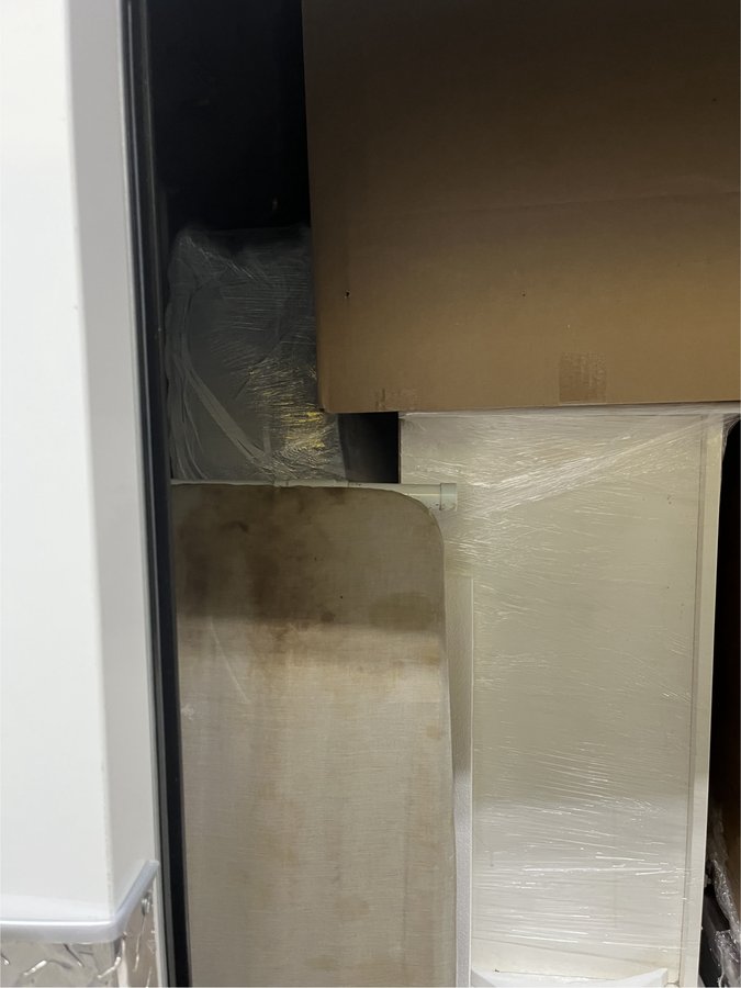 10 x 10 storage unit in Brooklyn, NY
