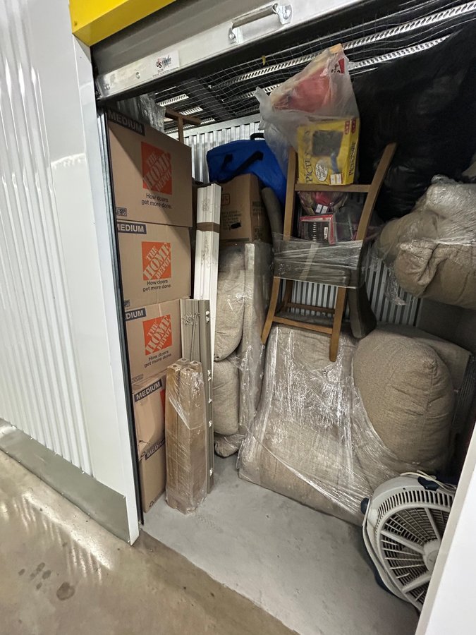 10 x 5 storage unit in Elmsford, NY