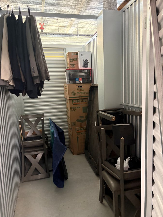 5 x 10 storage unit in Yonkers, NY