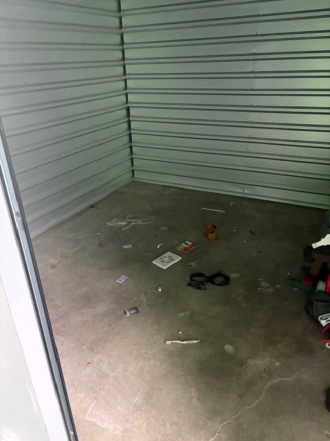 10 x 10 storage unit in Nanuet, NY